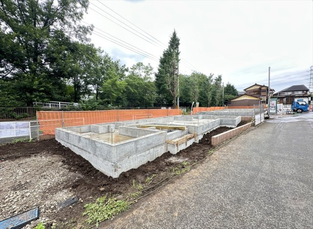 販売現地／2026年7月6日撮影　　中学校まで徒歩18分。適度な距離の通学は、毎日の運動習慣や規則正しい生活リズムづくりにもつながります。友達との会話を楽しみながら通学できるのも魅力のひとつです。
