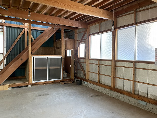 工場　1階