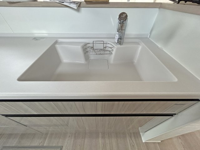 浄水器内蔵型ハンドシャワー
