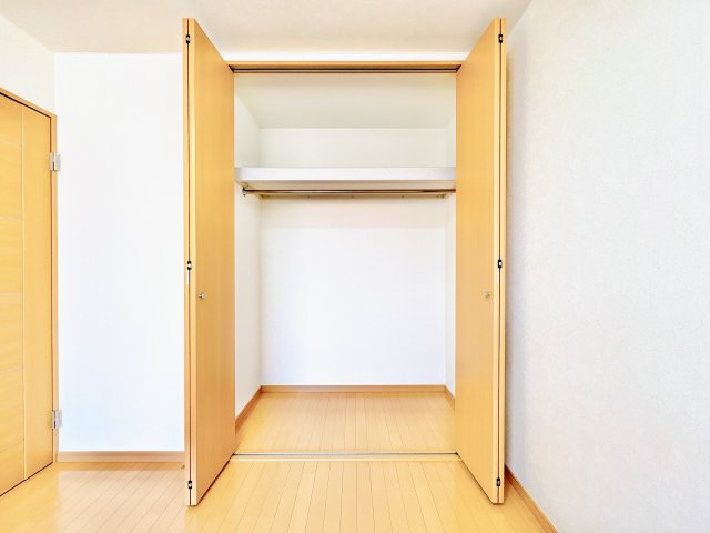 2階北西側6.4帖洋室の収納