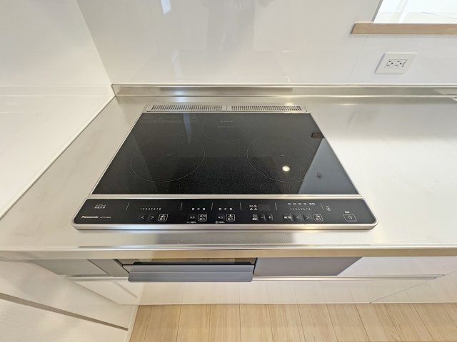 3口IHコンロ。お料理のレパートリーが増えるかも。