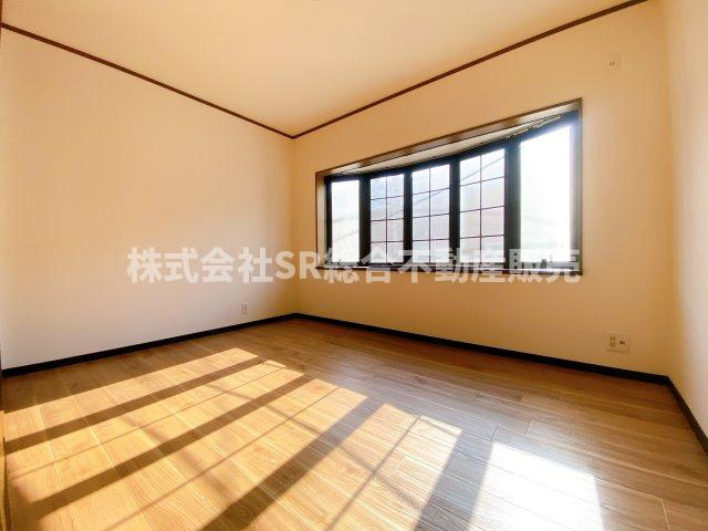 陽当たりがとても良く明るいお部屋です♪
