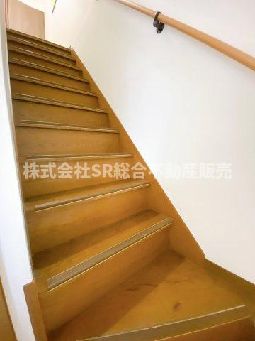 当日予約も大歓迎です！土日祝、雨の日やお子様連れのお客様の送迎も可能ですのでお気になさらずお問合せ下さい。お仕事終わりのお時間にも柔軟に対応致しますのでお気軽にお申し付け下さいませ。
