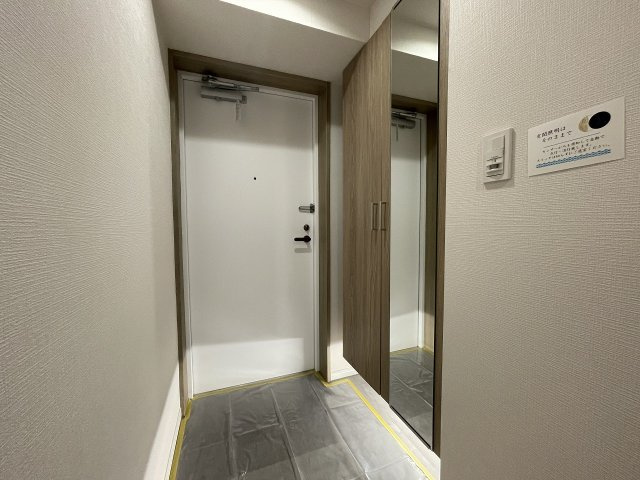 ミラー付シューズボックス