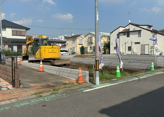 物件の詳細については、現地を見てわかること以外に、役所や法務局などで調べないとわからないことがあります。そのため、現地に行く場合は、もしこの物件を買ったらどのような生活ができるかをイメージしましょう。