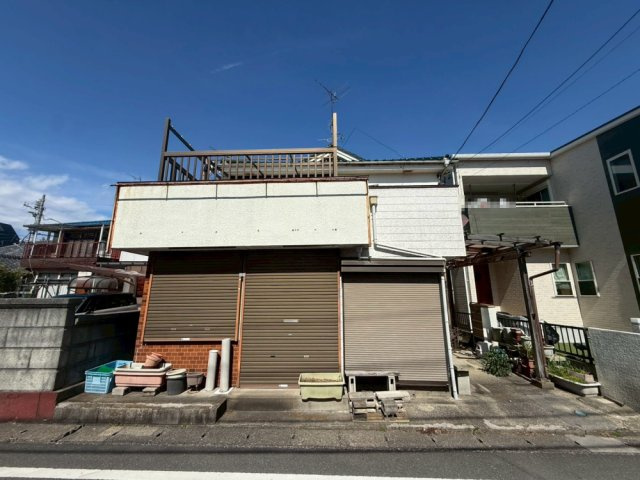 南道路に面し陽当り良好！敷地約30坪・自由設計で夢のマイホームはいかがでしょうか！建築条件なし・お好きなハウスメーカーで建築可能です！