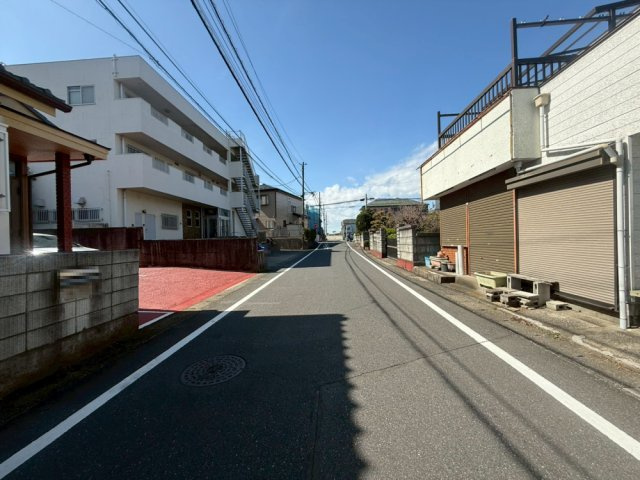 南道路に面し陽当り良好！敷地約30坪・自由設計で夢のマイホームはいかがでしょうか！建築条件なし・お好きなハウスメーカーで建築可能です！