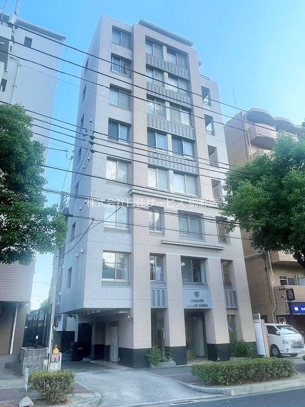 和田興産分譲のワコーレシリーズのマンションです。