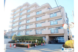 朝日パリオ上福岡の外観
