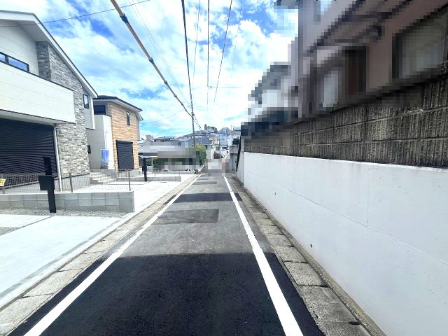 現地写真。前面道路です。