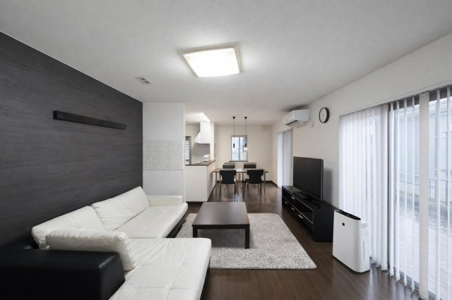 ご家族みんながゆったりくつろげる広々リビング