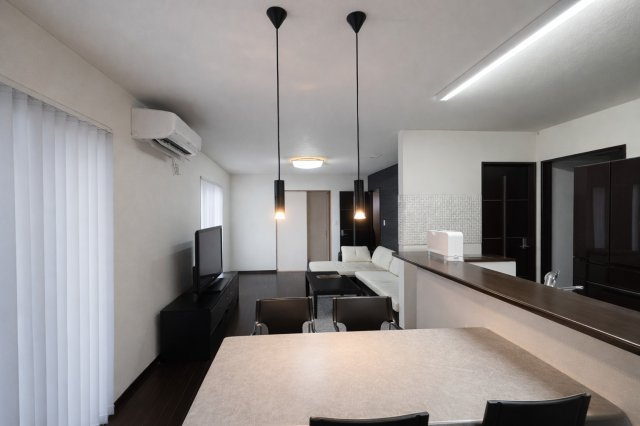 たっぷりの陽光と心地よい風が舞い込む住まい