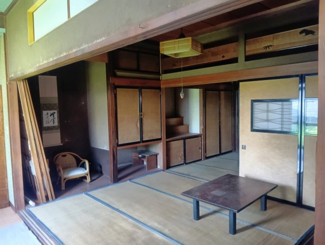 南側の和室は陽当りがとても良いです！