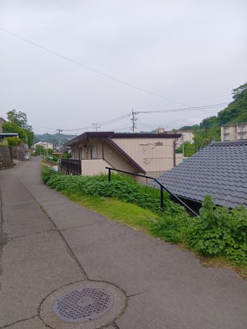 北側道路からの写真