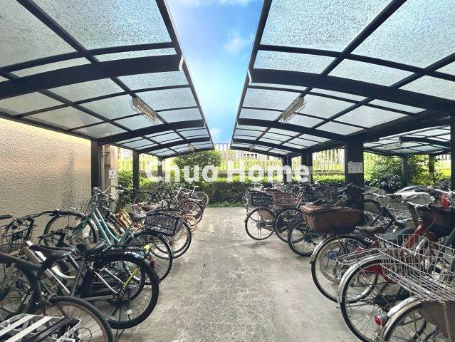 【自転車置き場】最新の空き状況や費用などの詳細は担当スタッフまでお問い合わせください。