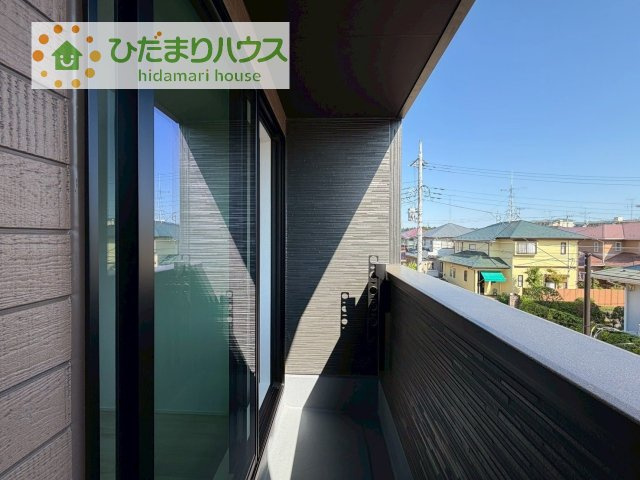 あたたかな光が差し込む、南向きのバルコニー(#^^#)