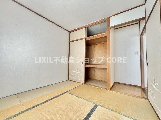 全居室に収納を完備しておりますので、居室の全空間を有効活用出来ます。　