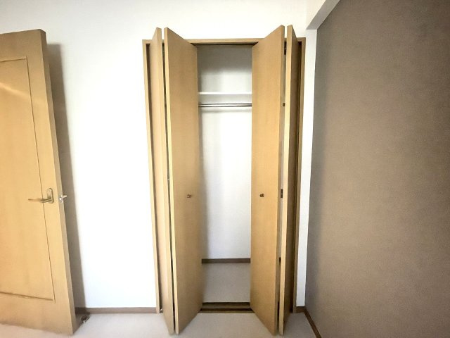 各居室に収納がついており、家族で使い分けしやすくなっています。　