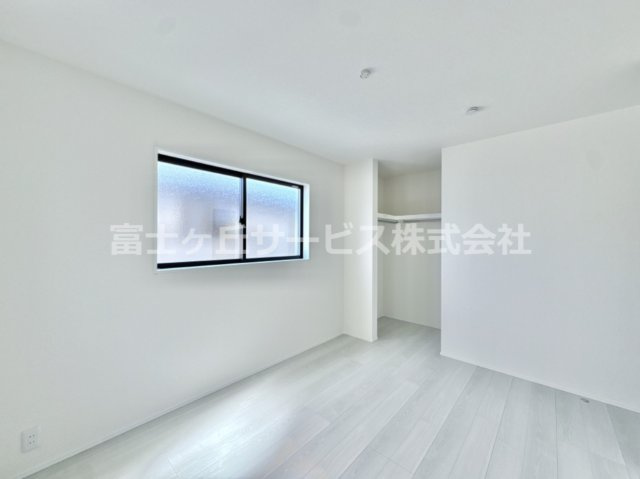 お子さんのお部屋にいかがでしょうか