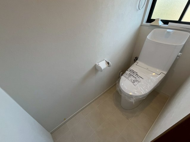 シンプルで使いやすいトイレです