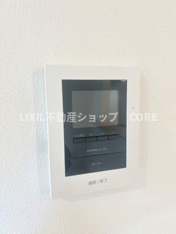 「見える安心」をカタチにしました。誰が来てもわかる様にモニター付きインターホン！
