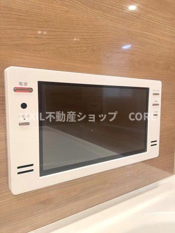 ユニットバスには大型TV付になります。小さなお子様にもバスタイムを楽しめます。