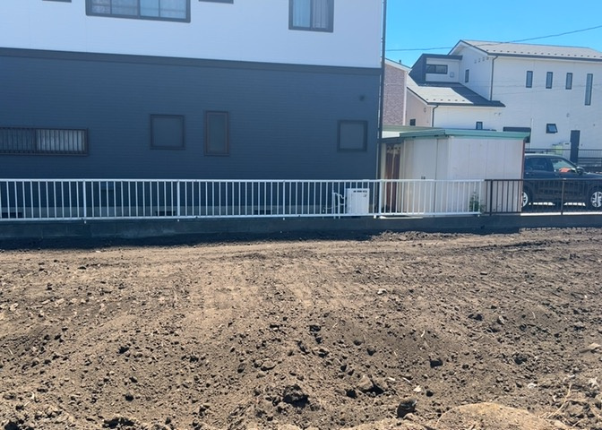 人が暮らすうえで日光は大切な要素となります。日当たりの良さは譲れないポイントですね。併せて近くに大きな建築物の建築予定がないか、あるいはそれが可能な土地が近くにないか事前に確認することもお勧めします。