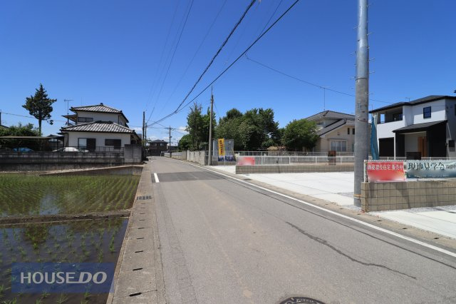 【前面道路】周辺環境は大切な要素。道幅や駐車など、ご確認ください。
