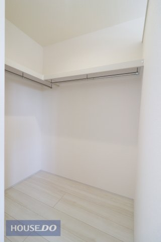 【収納】整理整頓が簡単に！ウォークインクローゼットのある暮らしは面倒な季節の衣替えもスムーズになります！
