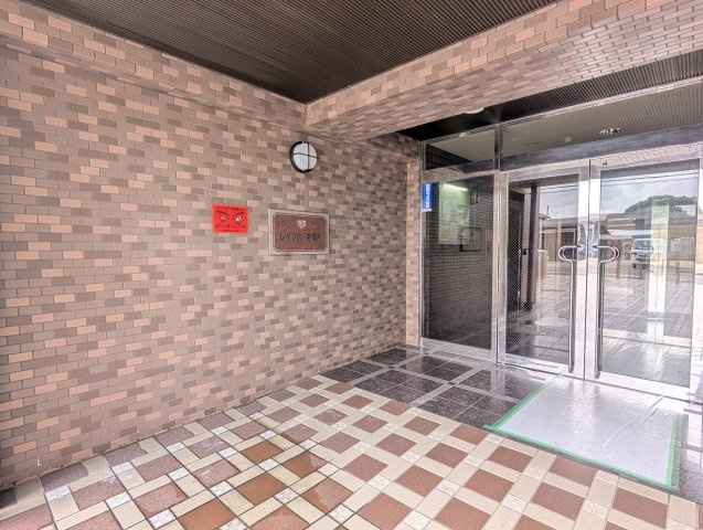 マンションの入り口です。