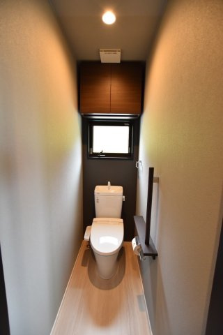 シンプルで使いやすいトイレです