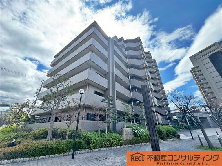 外観：328000621378