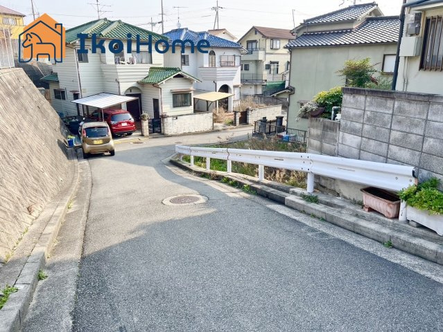 ～ご見学に関して～　平日や夜間でもご案内は可能です。お仕事の形態が多様化しておりますので、決まったお時間では中々身動きが取れないお客様も臨機応変に対応させて頂きます。