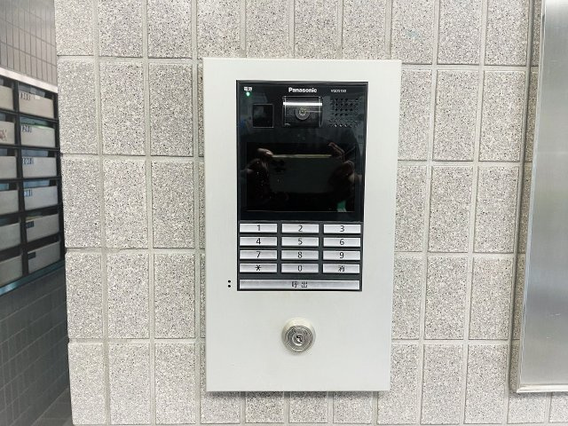 ～オートロック付き、防犯性も安心です～