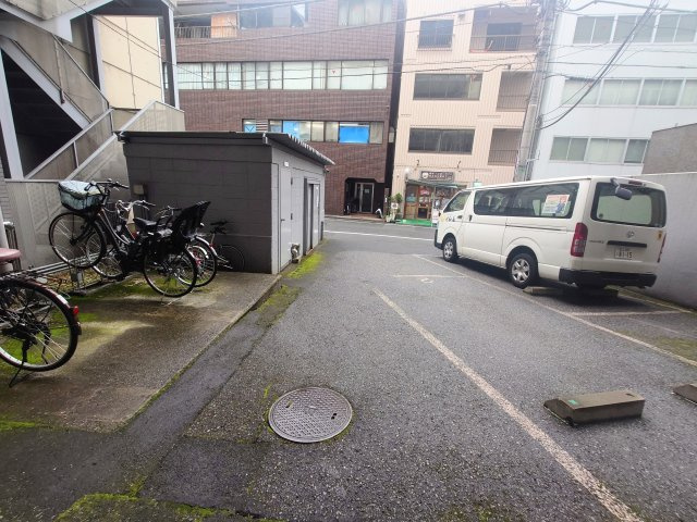 駐車場・駐輪場　※空き状況は都度ご確認ください