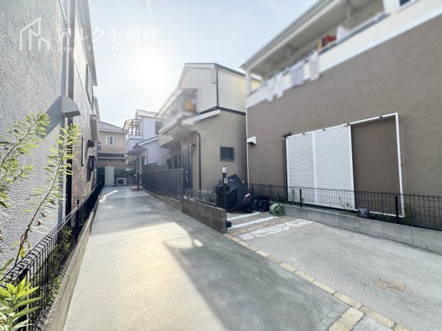 駐車スペースは最大4台駐車可能！来客時にも便利！
