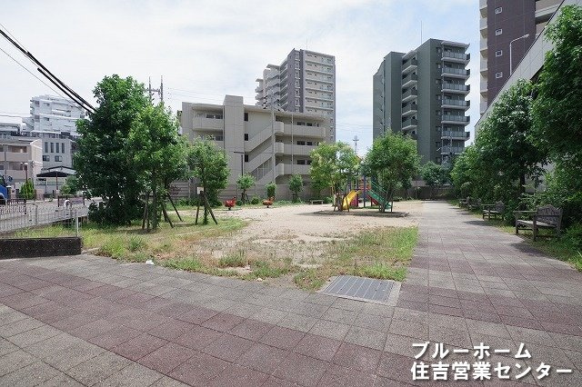 敷地内にある広場です！