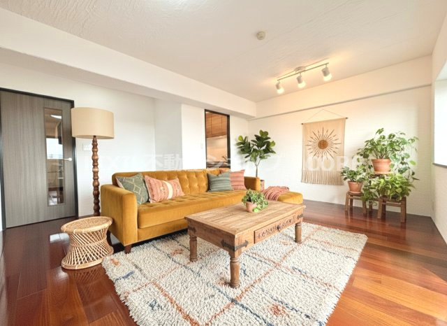 本画像はCGで作成しており、実際に現地に家具は置かれておりません。また、価格に家具は含まれておりません。