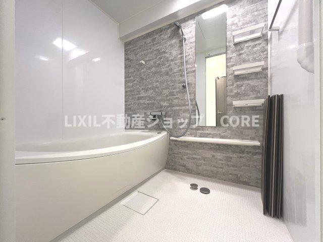 リラックスできるよう優しいカラーをチョイスしました。時を忘れるほどのんびりできる空間に・・・