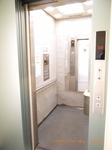 エレベーター完備のため荷物が多くなっても安心。