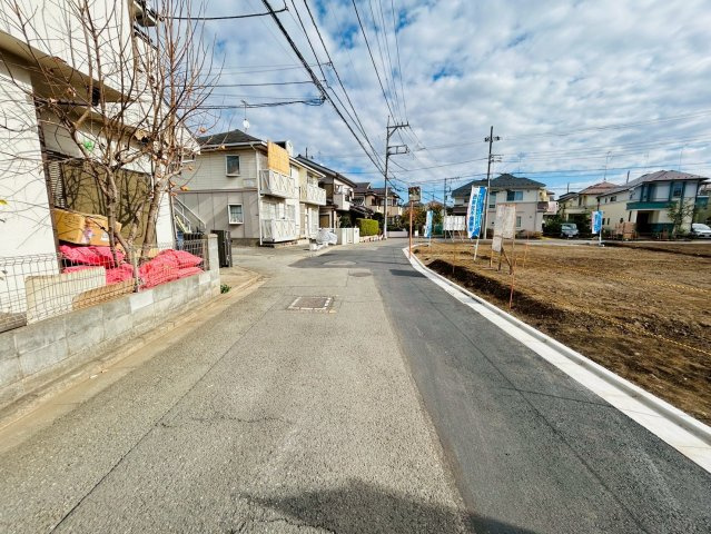 セットバック完了しておりますので接道も広々♪