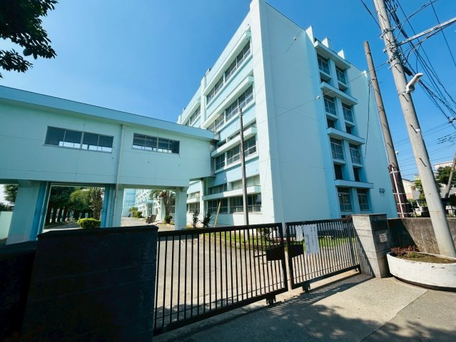 昭島市清泉中学校