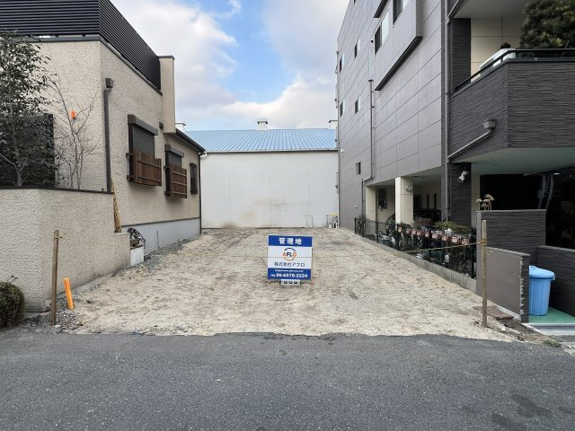 外観：327002177306