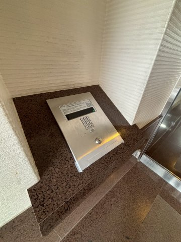 オートロック付きお子様も安心です♪