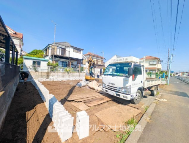 【view】　◆眺望◆さんさんと降り注ぐ太陽光。手を伸ばせば吸い込まれそうなクリアブルー。過ごせば過ごすほど、環境の良さが分かる町。家族に必要な要素がぎゅっと詰まった素晴らしいお住まいです。