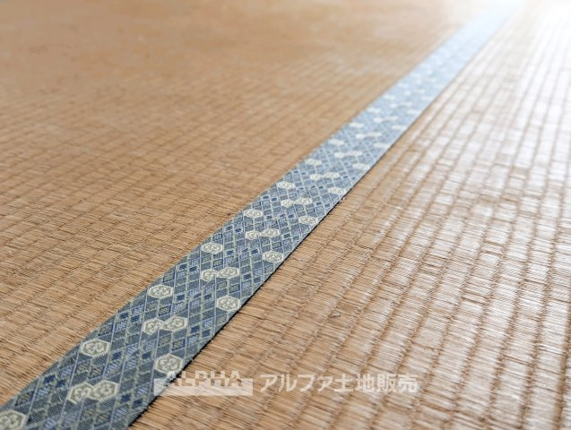 【Japanese　Room】　◆LDKに隣接した約6帖の和室◆家族のくつろぎスペースやお子様の遊び場、来客時の客間など、暮らしに合わせて多目的に活用できます。※リフォーム実施予定