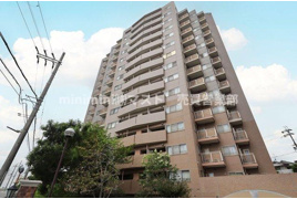 メロディーハイム香里ヶ丘ツインビューアルテアタワーの外観