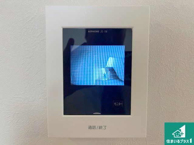 来訪者の姿が確認できるインターホン！　