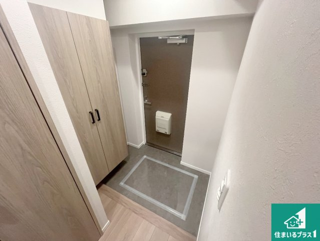 たくさん収納できるシューズボックス付！　