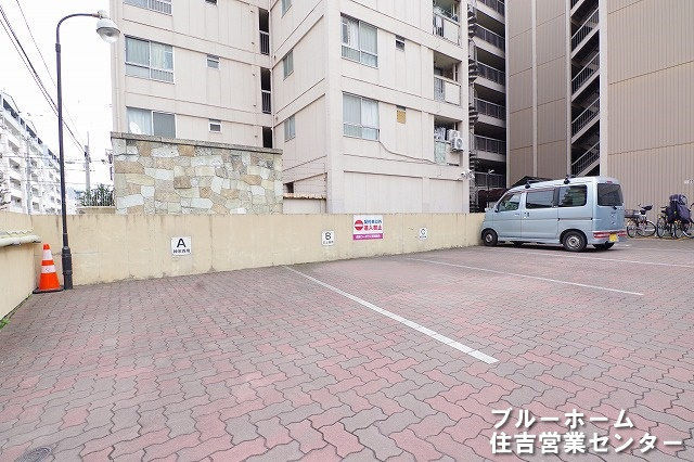 敷地内駐車場がございます！